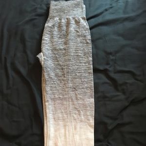 Gradient gray shaping leggings, Size Large
